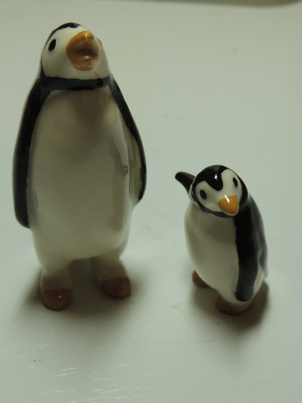 Hagen-Renaker penguin set